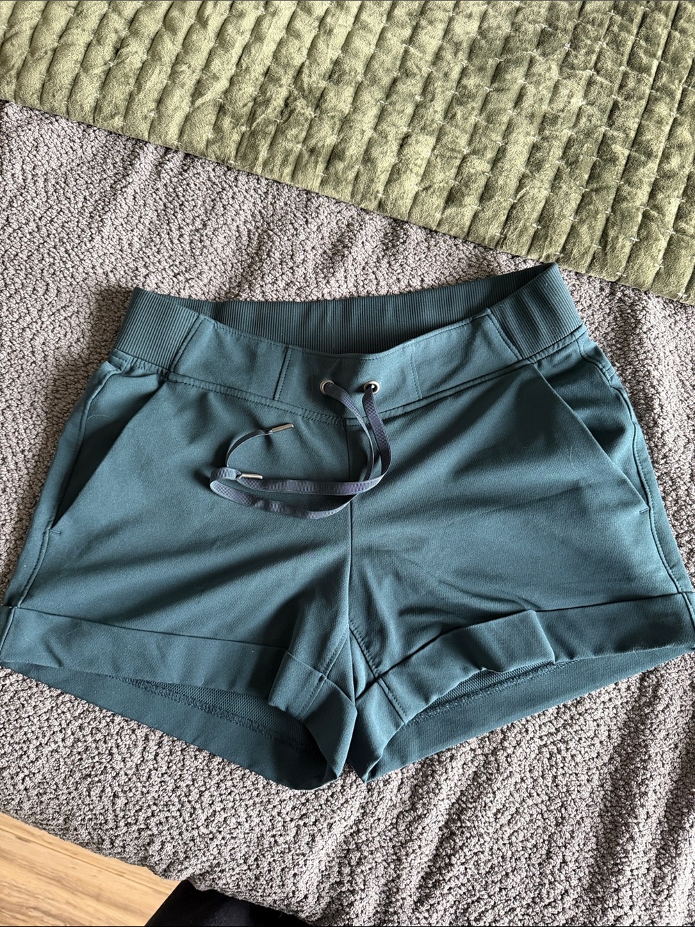 Athleta Teal Women's Athletic Drawstring Shorts